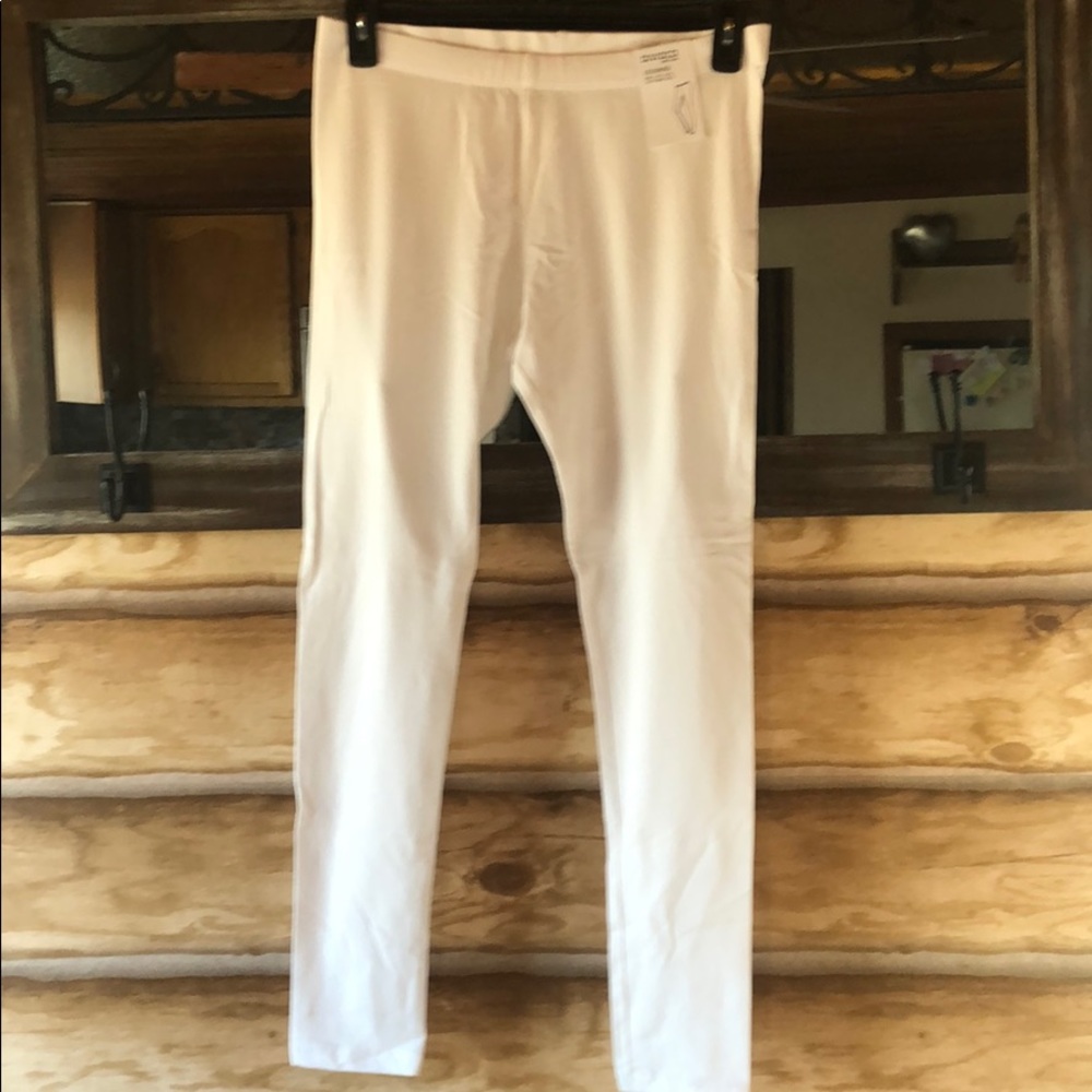 Women’s white leggings new with tag